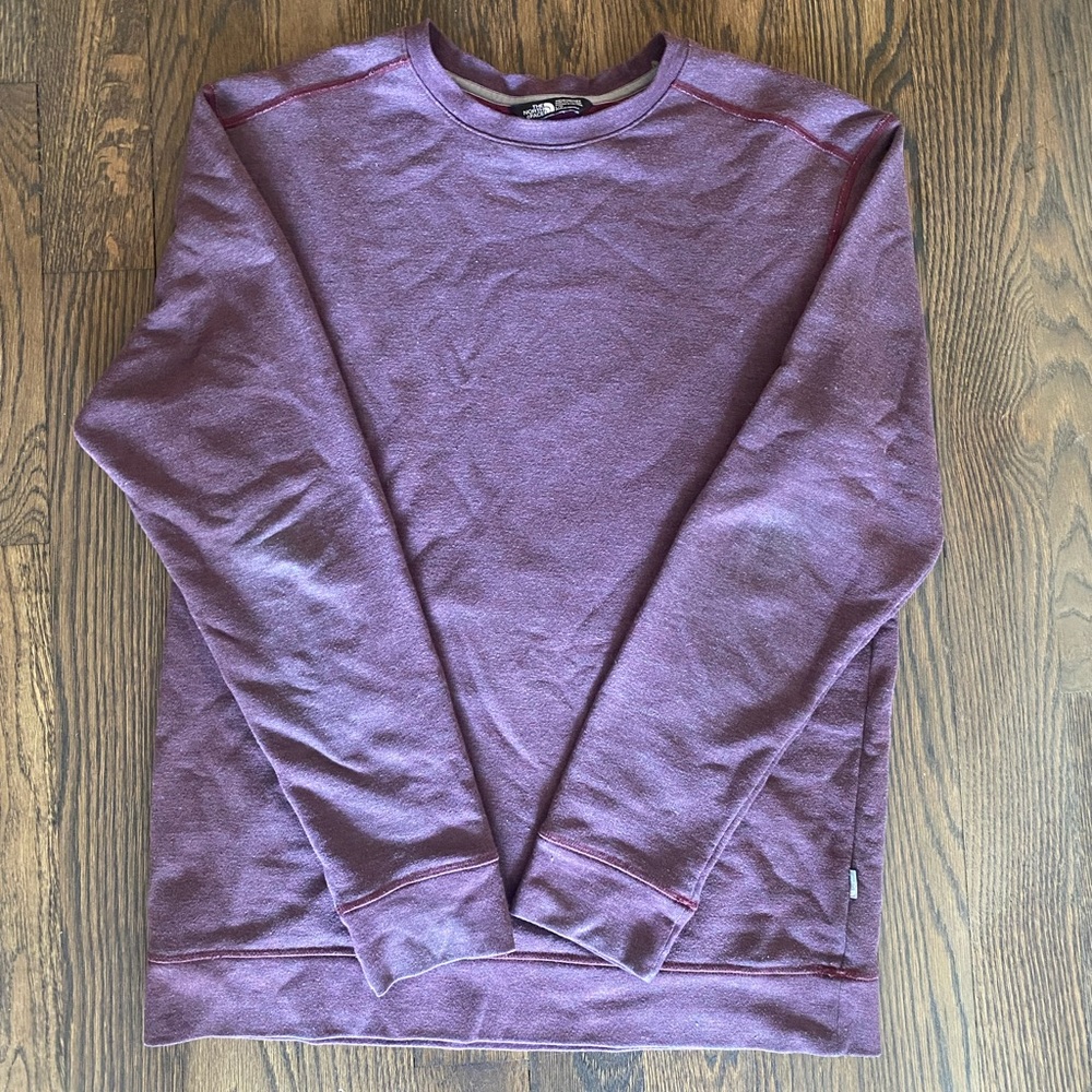 North Face crewneck, maroon. Men’s large.